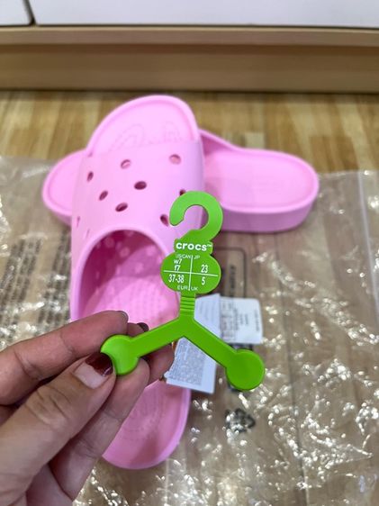 รองเท้าแตะCrocs มือ1 แค่ลองยังไม่เคยใส่  รูปที่ 3