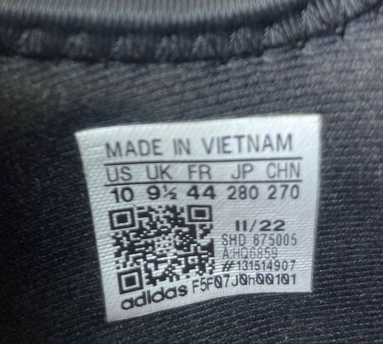 adidas NMD R1 Andre Saraiva Love Unoin รูปที่ 11