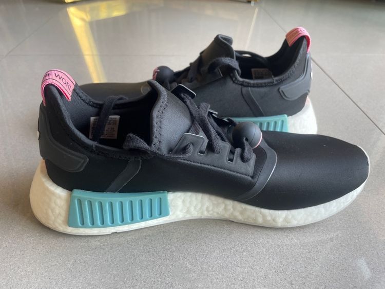 adidas NMD R1 Andre Saraiva Love Unoin รูปที่ 6