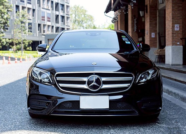 Mercedes-Benz E-Class 2019 E350 AMG Sedan เบนซิน ไม่ติดแก๊ส เกียร์อัตโนมัติ ดำ