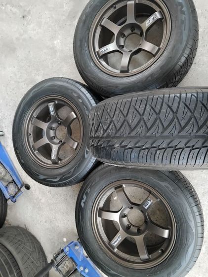 แม็ก te37 กว้าง 9 ออฟ 0 สีน้ำตาลเข้ม พร้อมยาง Nitto ปลายปี 20 รูปที่ 5