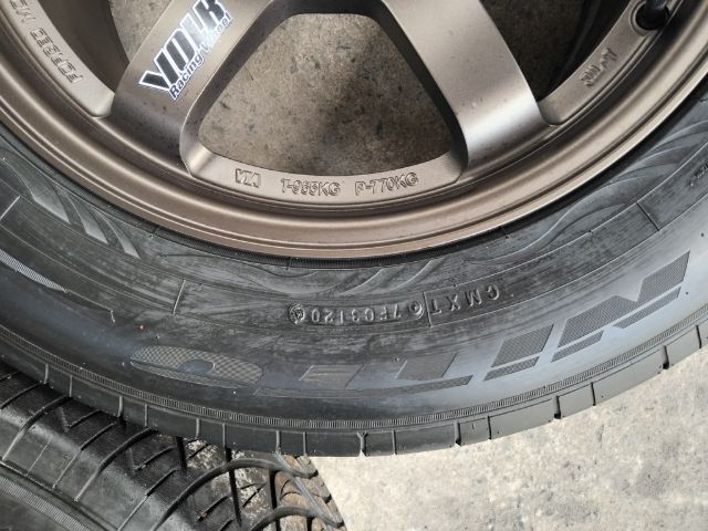 แม็ก te37 กว้าง 9 ออฟ 0 สีน้ำตาลเข้ม พร้อมยาง Nitto ปลายปี 20 รูปที่ 4