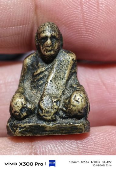 พระรูปหล่าเก่าๆพนะเก็บของตาคะแบ่งให้บูชาคะ รูปที่ 2