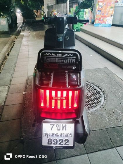 lambretta x 200 รถสวย สภาพดีมาก รถแทบไม่ได้ใช้งานเลย ภาษีพรบครบ ไมล์ยังวิงไม่ถึง5000เลย สนใจทักมาหรือโทร0947485174 รถปี2023 เดือน8 รูปที่ 4