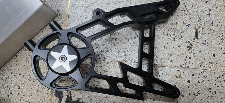 อื่นๆ สวิงอาร์มอลูมิเนียม 6061CNC lead สีดำ สั่งทำจากร้าน rsv ทิ้ง project แปลงล้อหลังเป็นดิสงานคุณภาพครับยังไม่ผ่านการใช้งาน