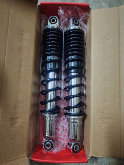 ขออนุญาตขายโช๊คเดิม Honda dax 125 ใช้งานไป 2,000 โล สภาพดีมาก