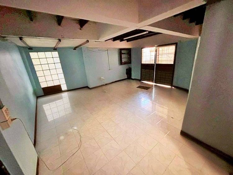 มีบางส่วน ใช่ ขายบ้านเดี่ยว หมู่บ้าน 2521 ซอยสวนผัก 44 ถนนสวนผัก แขวงฉิมพลี เขตตลิ่งชัน กรุงเทพฯ รูปที่ 3