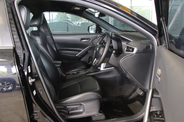 Toyota Corolla Cross 2021 1.8 Sport Utility-car เบนซิน ไม่ติดแก๊ส เกียร์อัตโนมัติ ดำ รูปที่ 3
