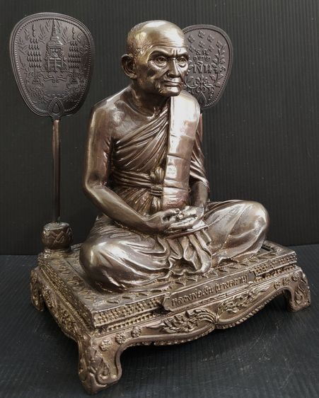 หลวงพ่อเงิน บางคลาน วัดหิรัญญาราม รูปที่ 3