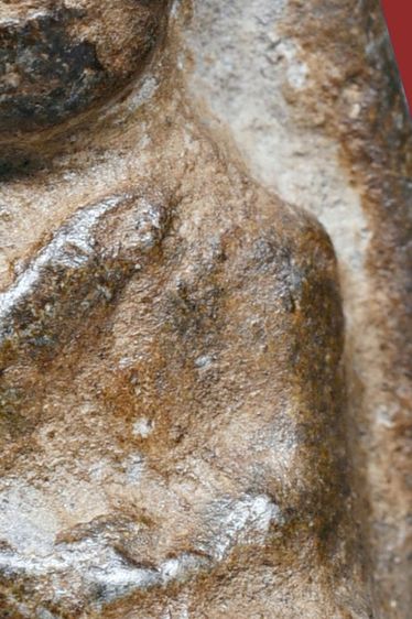 พระเนื้อว่าน หลวงพ่อทวด วัดช้างให้ พิมพ์พระรอด ปี 2497 รูปที่ 15