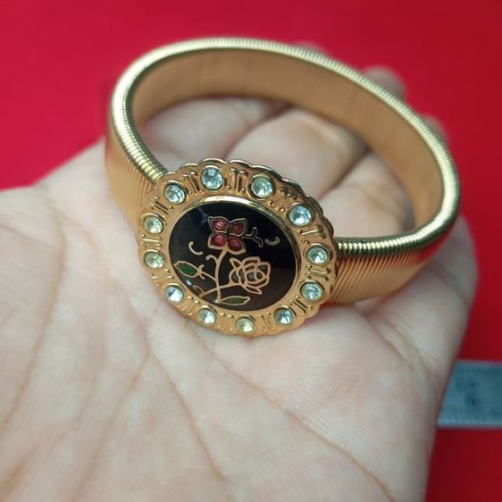 🔖ข้อมือสปริงสีทอง แต่งกังไสลายดอกไม้ ของจริงสวยมาก งานจากต่างประเทศ รูปที่ 2