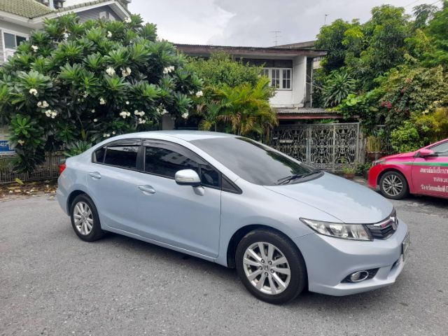 Honda Civic 2012 1.8 E i-VTEC Sedan เบนซิน ไม่ติดแก๊ส เกียร์อัตโนมัติ เทา รูปที่ 2