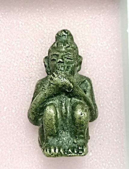 รวมพระหล่อโบราณ