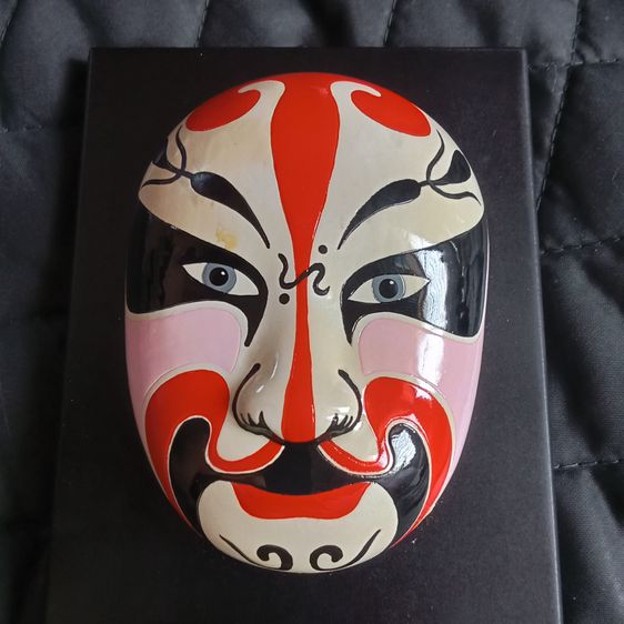 หน้ากากงิ้วจีนที่วาดลวดลายอย่างสวยงาม พร้อมกล่องใส่อย่างดี รูปที่ 5