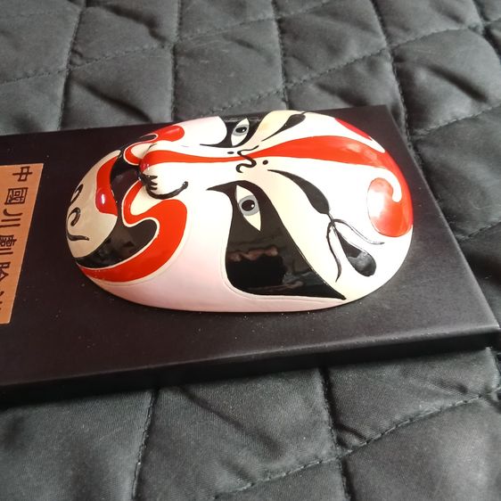 หน้ากากงิ้วจีนที่วาดลวดลายอย่างสวยงาม พร้อมกล่องใส่อย่างดี รูปที่ 8