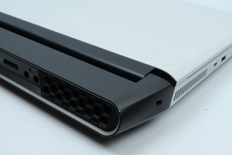 Alienware Area-51m R2 Core I9-10900K+RTX2080 SUPER Ram 64GB-512GB  รูปที่ 12