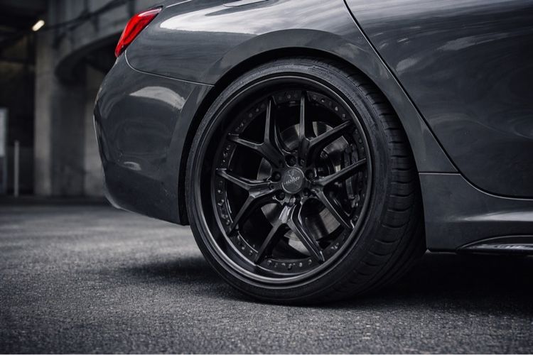 ขายล้อ 20“ 5รู112 พร้อมยาง Ps4,5