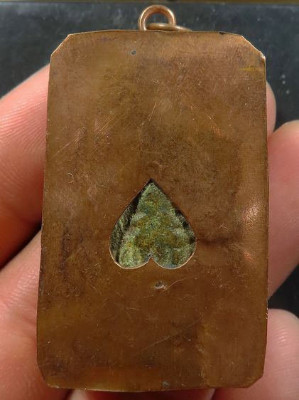 พระผงสี่เหลี่ยมเลี่ยมเก่า รูปที่ 2