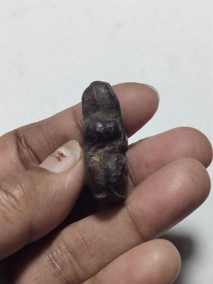 พระปิดตาเนื้อผงลงรัก รูปที่ 3