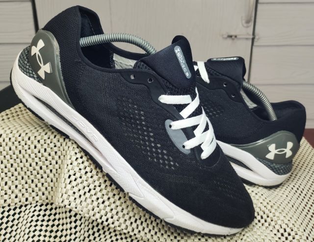 รองเท้า💥UNDER ARMOUR HOVR SONIC 5💥ของแท้‼️สวยๆ เดิมๆ สภาพดี💥ไซร์ 45 รูปที่ 2