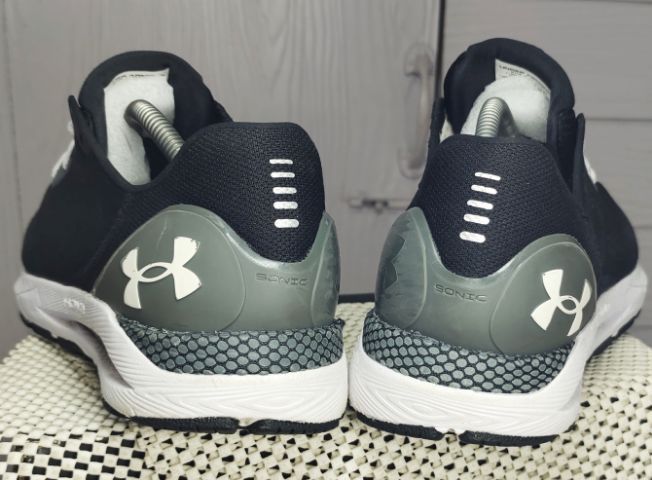 รองเท้า💥UNDER ARMOUR HOVR SONIC 5💥ของแท้‼️สวยๆ เดิมๆ สภาพดี💥ไซร์ 45 รูปที่ 10