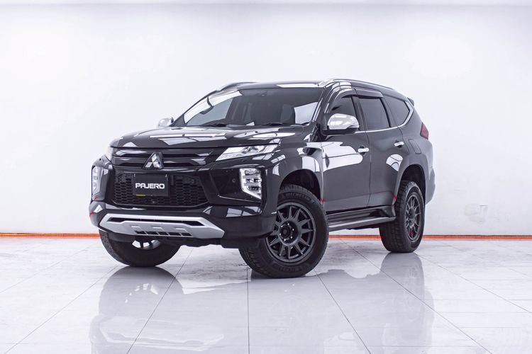 รถ Mitsubishi Pajero Sport 2.4 GT Premium 2WD สี ดำ