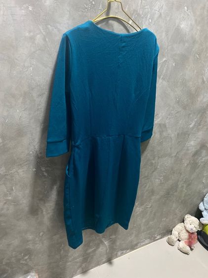 ชุดเดรสคลุมเข่า  รูปที่ 3