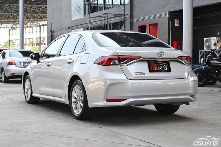 Toyota Altis 2020 1.6 G Sedan เบนซิน NGV เกียร์อัตโนมัติ บรอนซ์เงิน รูปที่ 3