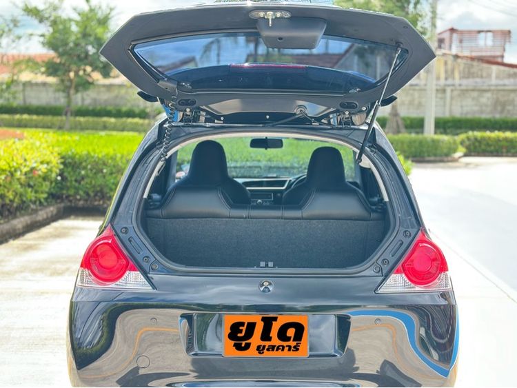 Honda Brio 2018 1.2 V Sedan เบนซิน ไม่ติดแก๊ส เกียร์อัตโนมัติ ดำ รูปที่ 4