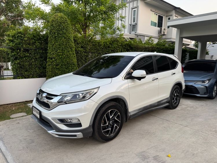 รถ Honda CR-V 2.0 SE 4WD สี ขาว