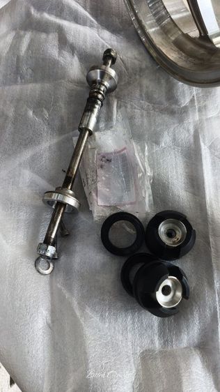 ขายล้อแม็กอลูมิเนียม ยี่ห้อ racing power ใส่ Honda ADV350 หรือ forza มีแกนล้อหน้าไปให้ครับ
สินค้าตามรูปภาพเลยครับ
ล้อหลังมีตำหนิรอยร้าวนิดหน่อยแต่ใส่ไม่เป็นไรครับ
นัดรับได้แถวสุขุมวิทซอย 19
ราคา3500 รส รูปที่ 8