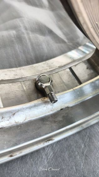 ขายล้อแม็กอลูมิเนียม ยี่ห้อ racing power ใส่ Honda ADV350 หรือ forza มีแกนล้อหน้าไปให้ครับ
สินค้าตามรูปภาพเลยครับ
ล้อหลังมีตำหนิรอยร้าวนิดหน่อยแต่ใส่ไม่เป็นไรครับ
นัดรับได้แถวสุขุมวิทซอย 19
ราคา3500 รส รูปที่ 6