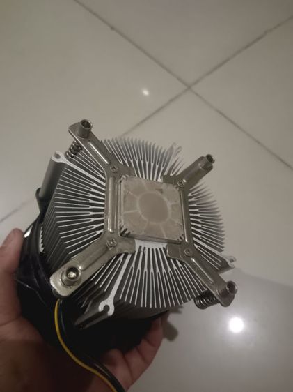 ฮีทซิ้งกับ internal speakers  รูปที่ 13