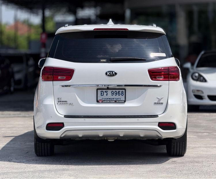 Kia Grand Carnival 2018 2.2 EX Van ดีเซล ไม่ติดแก๊ส เกียร์อัตโนมัติ ขาว รูปที่ 4