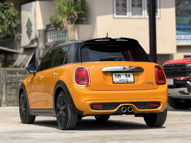 Mini COOPER 5 DOOR HATCH 2015 2.0 S Sedan เบนซิน ไม่ติดแก๊ส เกียร์อัตโนมัติ เหลือง รูปที่ 4