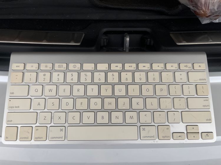 Apple Wireless Keyboard รุ่น A1314