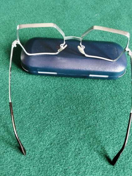 ขอขายกรอบแว่นตาวินเทจหายากแบรนด์ Ted lapidus รุ่น T 407 Meridienne made in France แท้ ขนาด 52-16-135มม. วัตถุเป็นสแตนเลสชนิดเบา รูปที่ 7