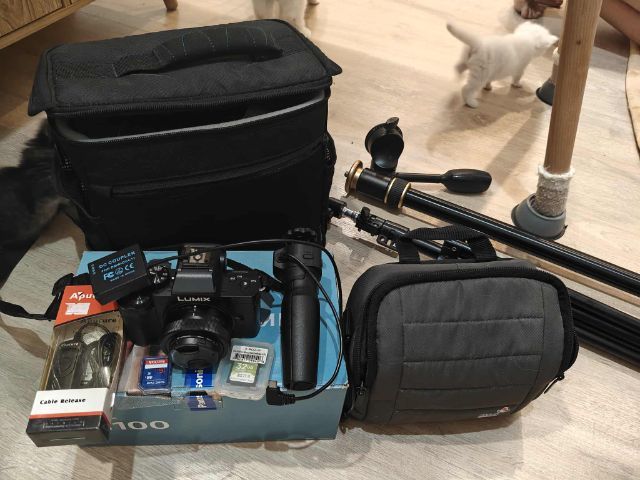 กล้องมิลเลอร์เลส ไม่กันน้ำ Panasonic Lumix G100 สายไลฟ์สดพร้อมไลฟ์