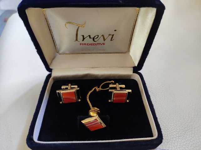 เซต  Cufflinks Trevi รุ่น "For Executive" Tie Tack with Chain พร้อมกล่อง