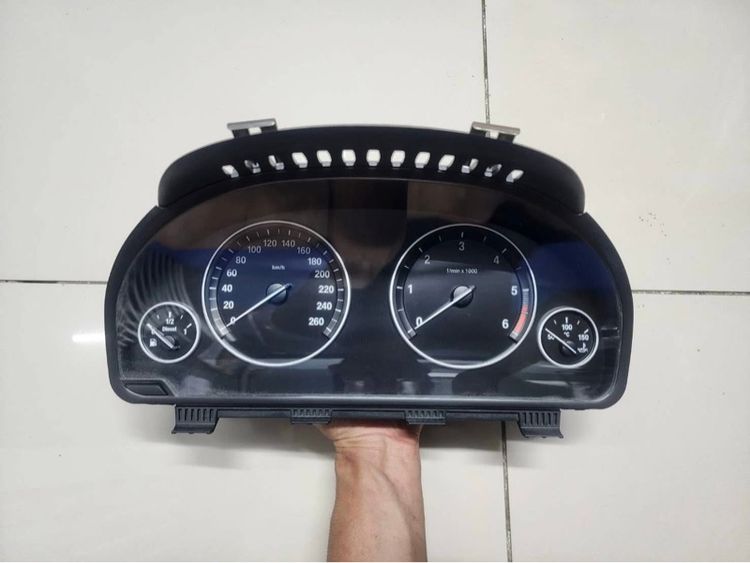 เรือนไมล์ BMW F10 รูปที่ 2