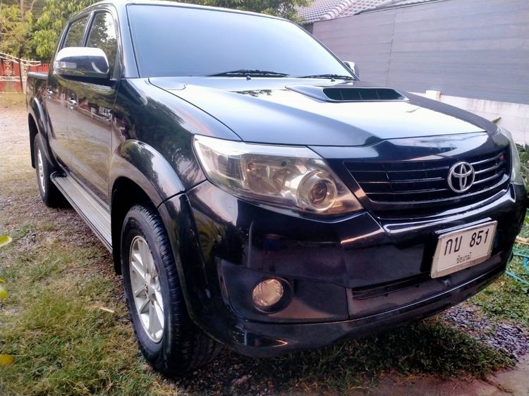 รถ Toyota Hilux Vigo Champ Smart Cab 2.5 E VNT Prerunner สี ดำ