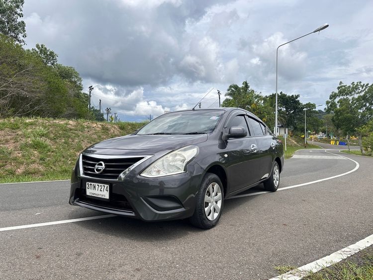 รถ Nissan Almera 1.2 E สี เทา