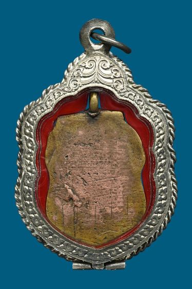 เหรียญหล่อเสมา หลวงพ่อศรีสวรรค์ วัดหัวเมืองนครสวรรค์ สร้างราวปี2460 หลวงปู่ศุข หลวงพ่อเดิม หลวงพ่อทอง ร่วมกันปลุกเสกอย่างเข้มขลัง น่าบูชามาก รูปที่ 2