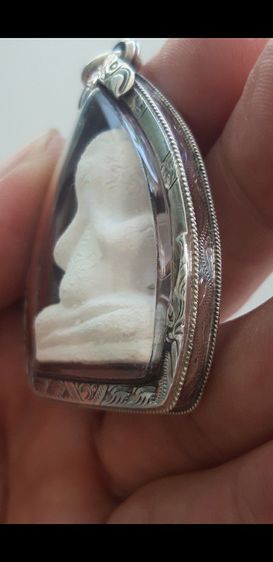 หลวงปู่เอี่ยมวัดสพานสูง  เปิดพระปิดตาหลวงตาวาด พร้อเลี่ยมเงินแท้สวยๆ รูปที่ 2