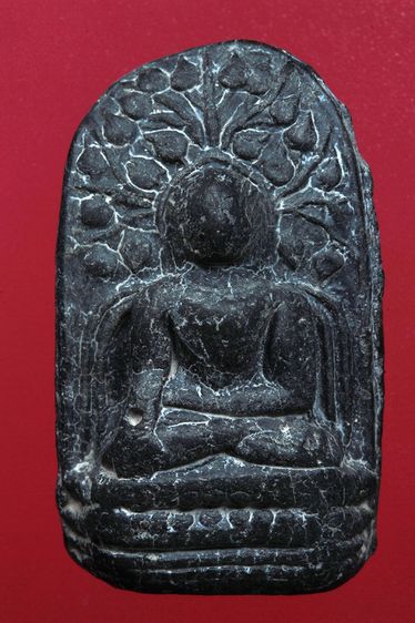 พระคงลำพูนสวยๆค่ะเก่าค่ะ