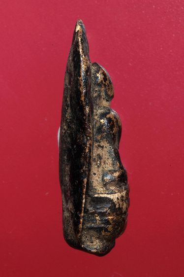 พระคงลำพูนสวยๆค่ะเก่าค่ะ รูปที่ 3