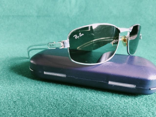 ขอขายแว่นกันแดดวินเทจยุค 90 แบรนด์ Rayban ทรงรียาว ปั้ม RB งาน Italy กระจกสีจะออกเขียวเย็นตาเป็นชนิดแก้วสภาพยังใหม่วัตถุเป็นชนิดสแตนเลส รูปที่ 10