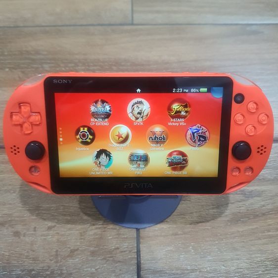 psvita 2000 สภาพสวยมาก  มีเครื่อง เมม64g กระเป๋า horiแท้  แปลงแล้ว  โหลดเกมเพิ่มเองได้เลย  เครื่องสวยจัด ติดกันรอยหน้าจอ และ หลังเครื่อง อนา รูปที่ 2