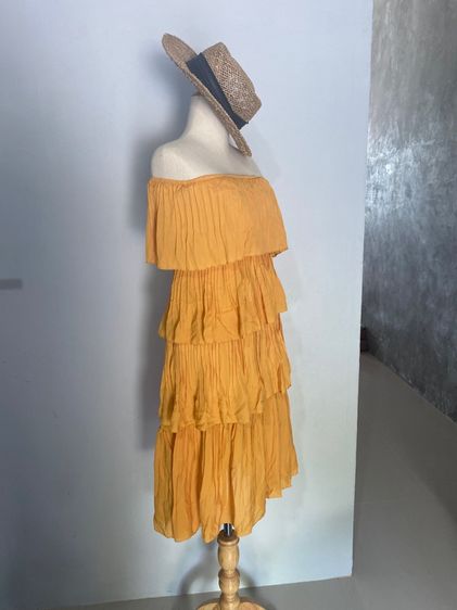 ชุดแฟชั่น เกาะอก สีเหลือง รูปที่ 2