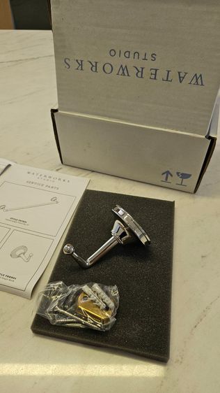 waterworks studio ขอเกี่ยวผ้า Transit รูปที่ 9